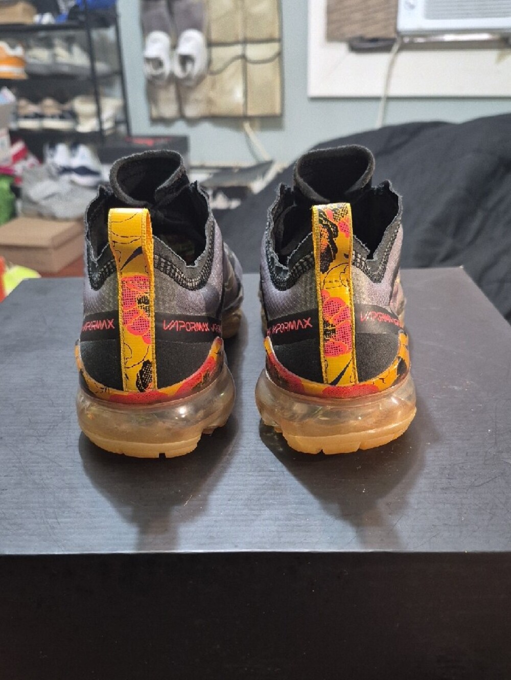Nike Wmns Air VaporMax 2019 SE 'Floral' Womens 8.5 EUC - Picture 5 of 10